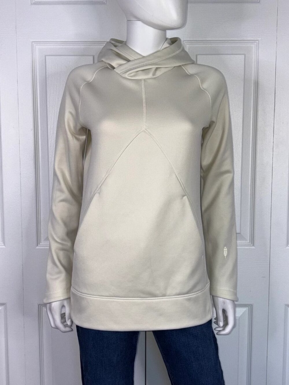 INDYGENA women's hoodie sweater size XS